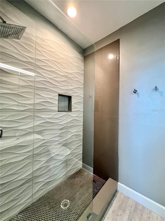 Building Photo - 2213 E 11th Ave