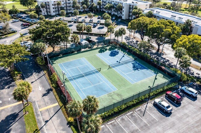 Building Photo - 2420 DC Country Club Boulevard