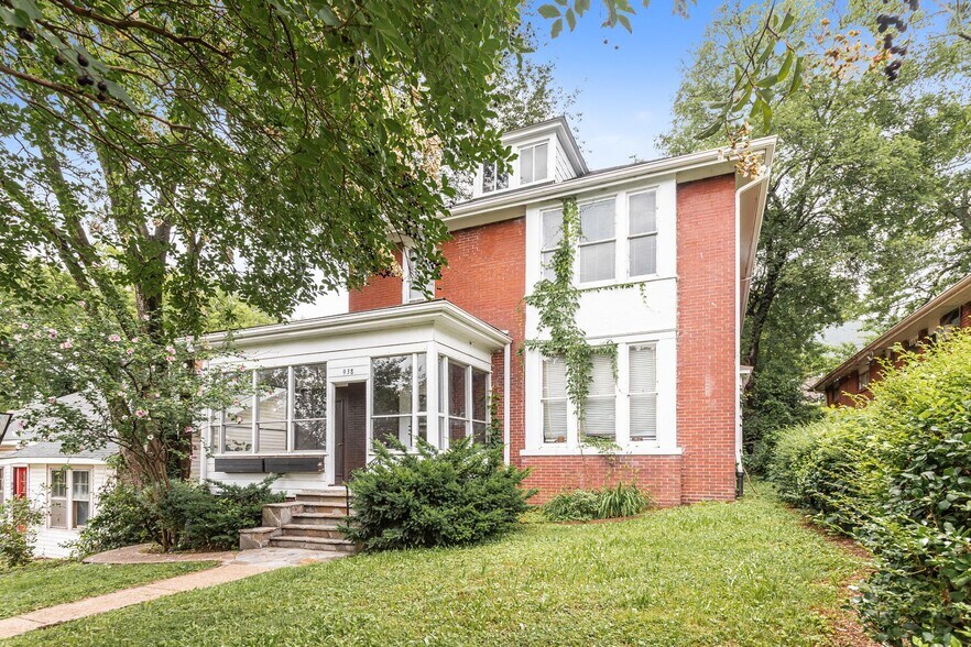 Building Photo - 938 Fort Wood St