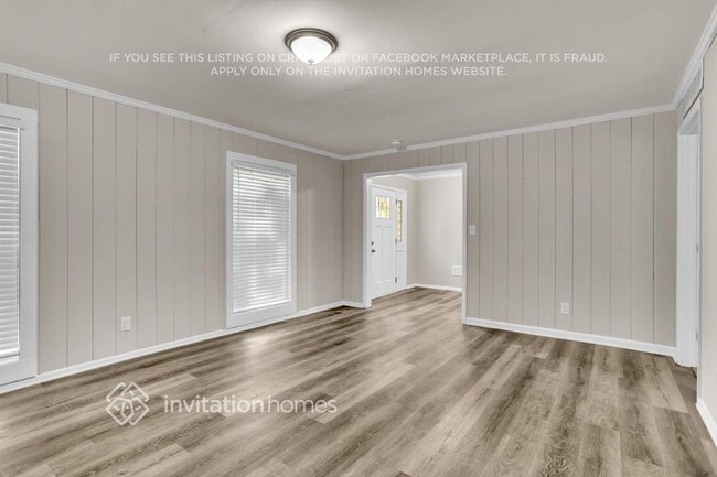 Building Photo - 3640 W Potomac Dr