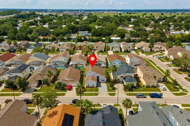 Building Photo - 128 Emeraldview Ave