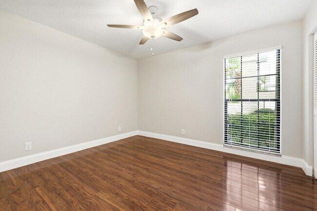 Building Photo - 3357 Jog Park Dr