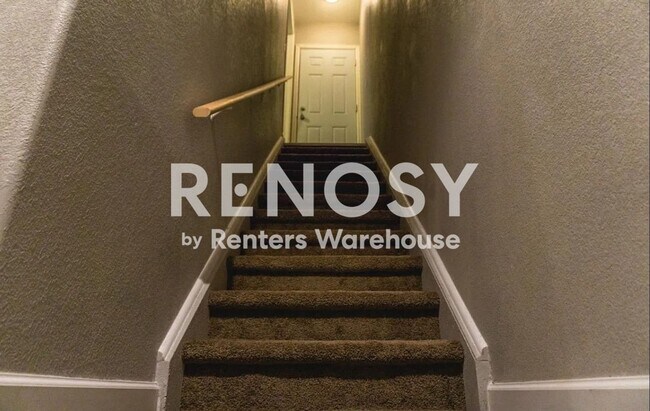 Building Photo - Spacious 4-Bedroom Duplex Near Anschutz Medical Campus – Available Now!