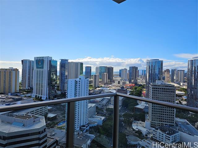 Building Photo - 1388 Kapiolani Blvd