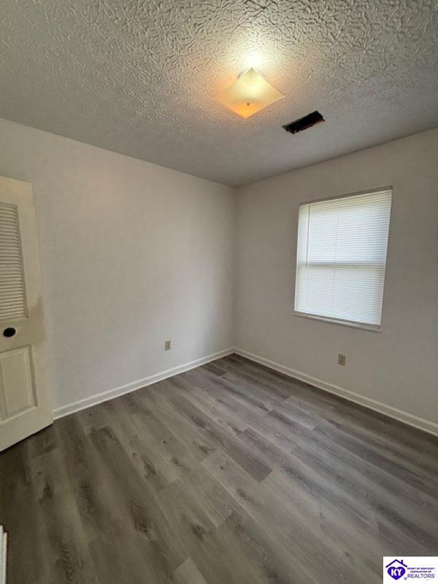 Building Photo - 1204 Clear Ridge Ln