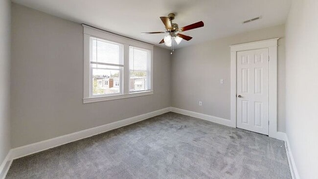 Building Photo - 3 Bedroom with Spacious basement