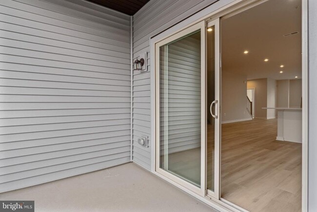 Building Photo - 2152 Glacier Rd