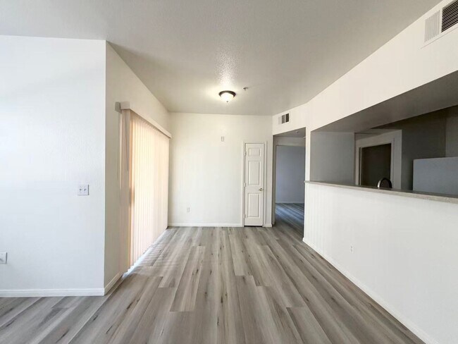Building Photo - 6955 N Durango Dr