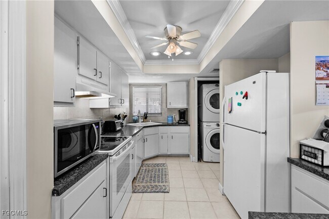 Building Photo - 1203 SW 48th Terrace