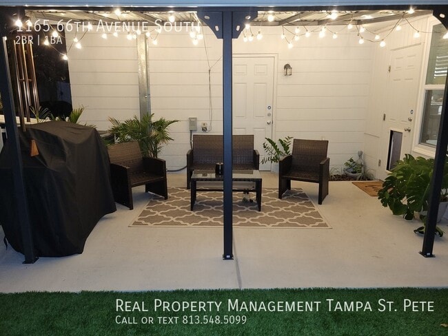 Building Photo - OUTSTANDING ST PETERSBURG POOL HOME AVAILA...