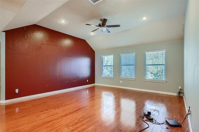 Building Photo - 5320 Spirea Cove