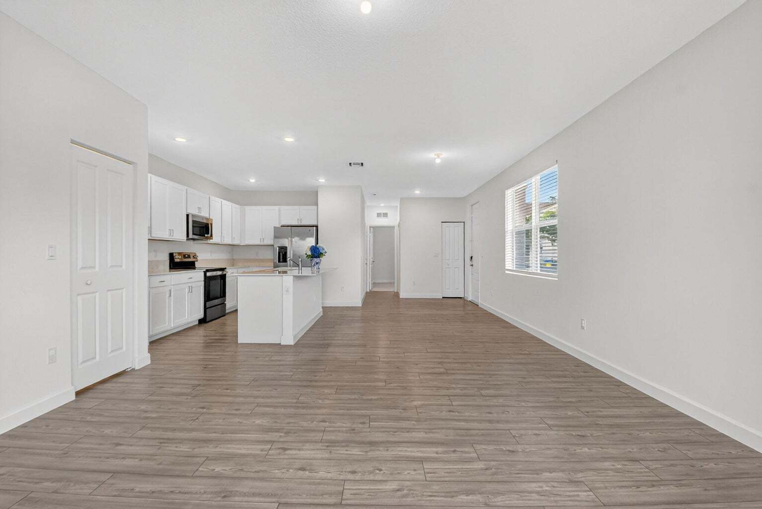 Building Photo - 4645 Meyerson Pl