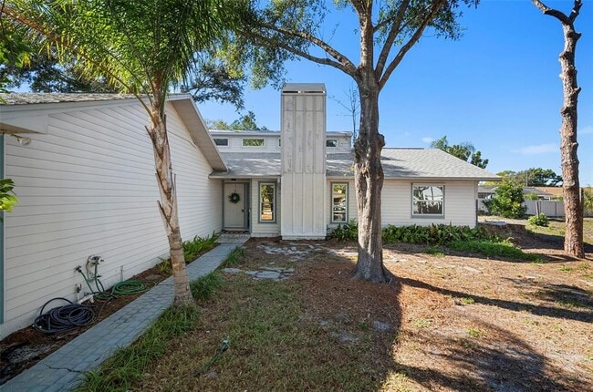 Building Photo - 402 72nd St NW