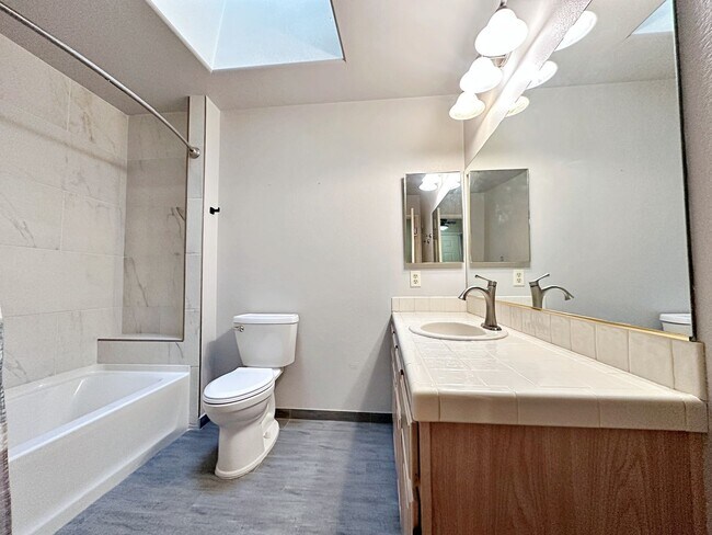 Building Photo - 1 MONTH FREE!!! 2 BEDROOM SINGLE STORY TOWNHOME 55+ COMMUNITY