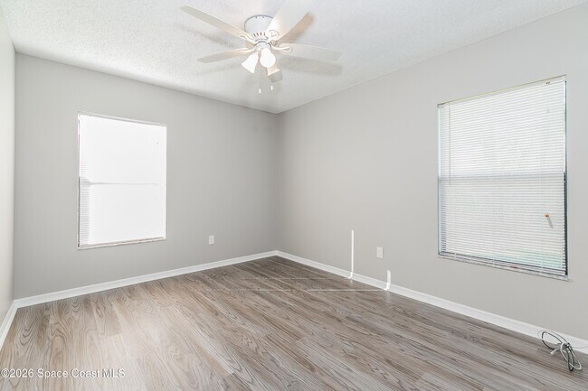 Building Photo - 1467 Dallam Ave NW