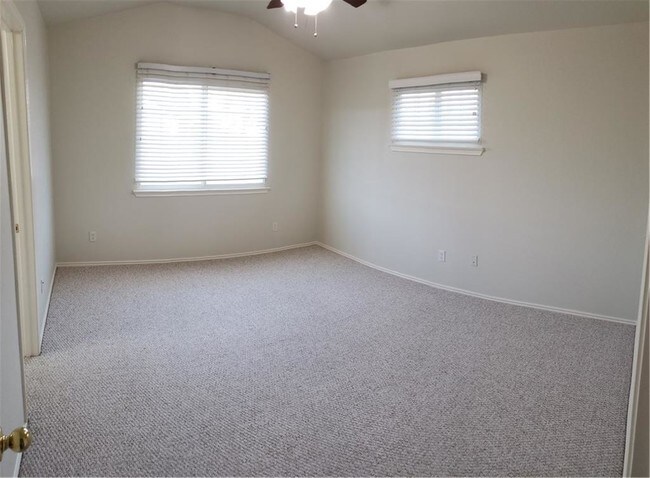 Building Photo - 1900 Scofield Ridge Pkwy