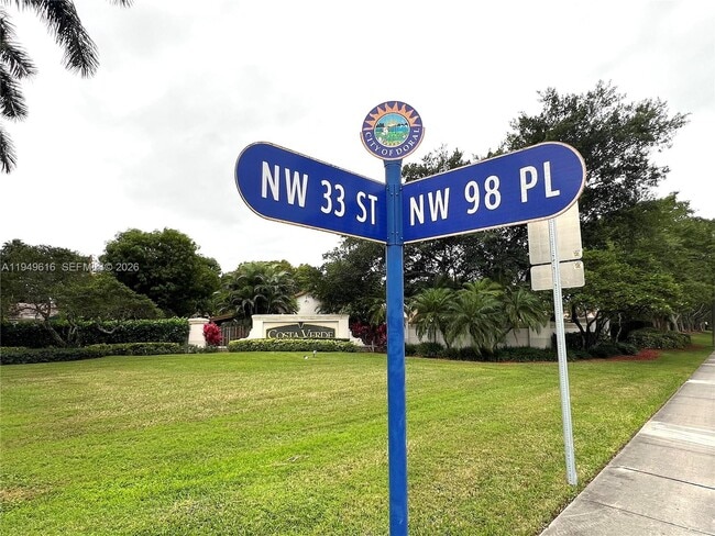 Building Photo - 9842 NW 29th St