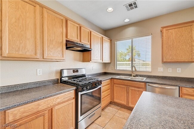 Building Photo - 5716 Breezy Wind Ct