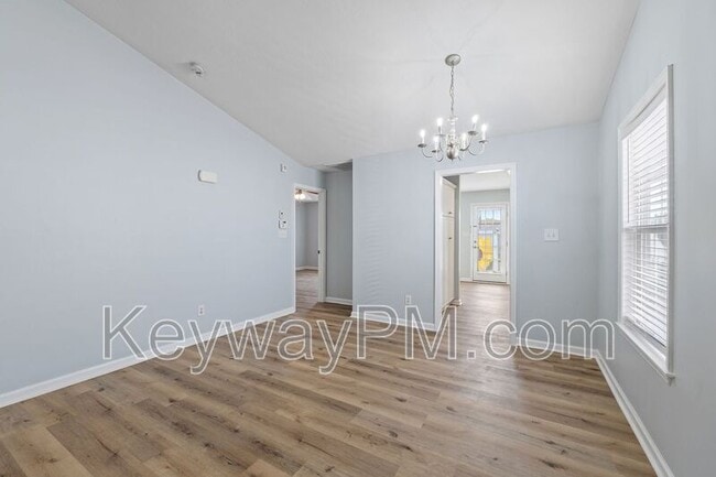 Building Photo - 1512 Abby Way