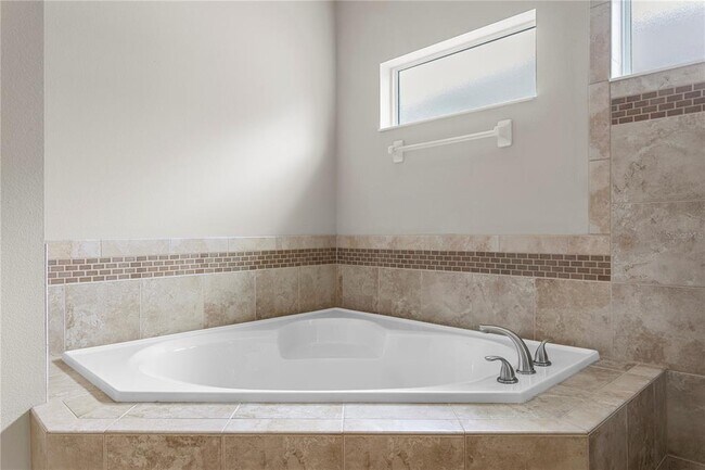 Building Photo - 19303 Water Maple Dr