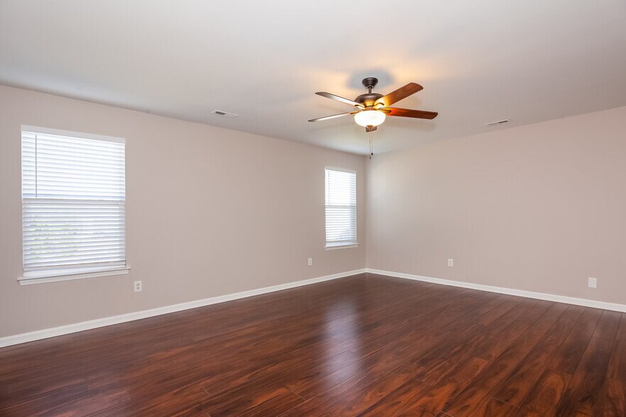 Building Photo - 11804 Kilrush Dr