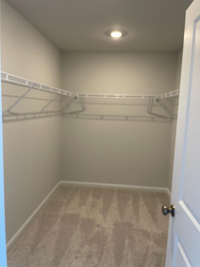 Building Photo - 5019 Arkose Dr