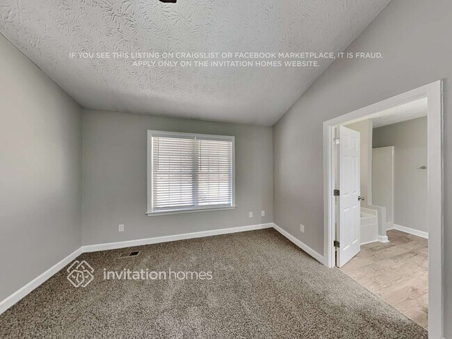 Building Photo - 5200 Gable Ridge Way