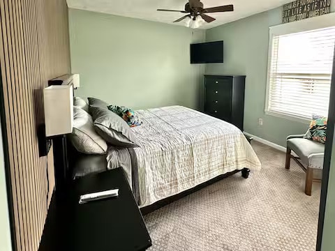 Building Photo - 2110 Melon St