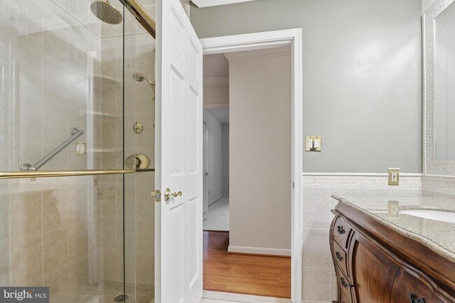 Building Photo - 3709 S George Mason Dr