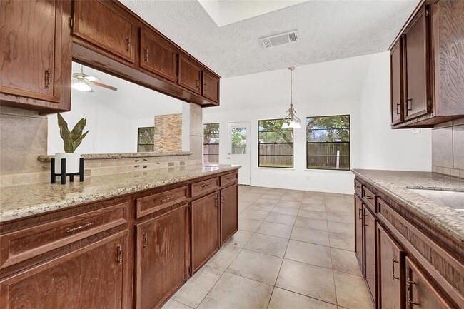 Building Photo - 2730 Mesquite Dr