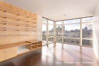 Building Photo - Luxury Pinnacle Condo With Parking and a V...