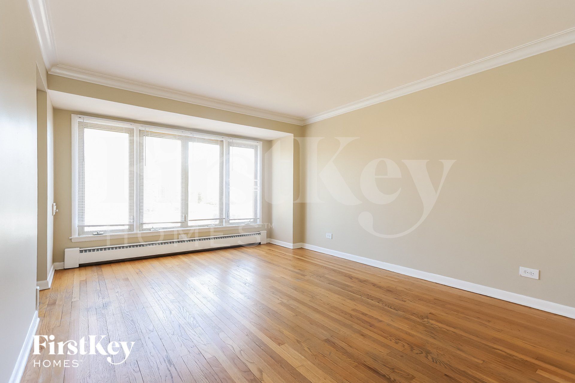 Building Photo - 6204 S Kildare Ave