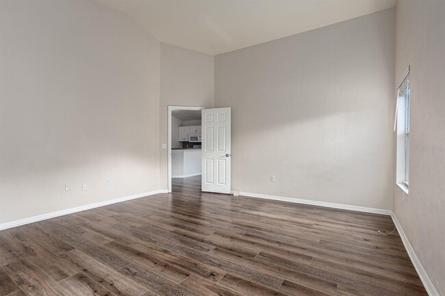 Building Photo - 4938 NW 20th Dr