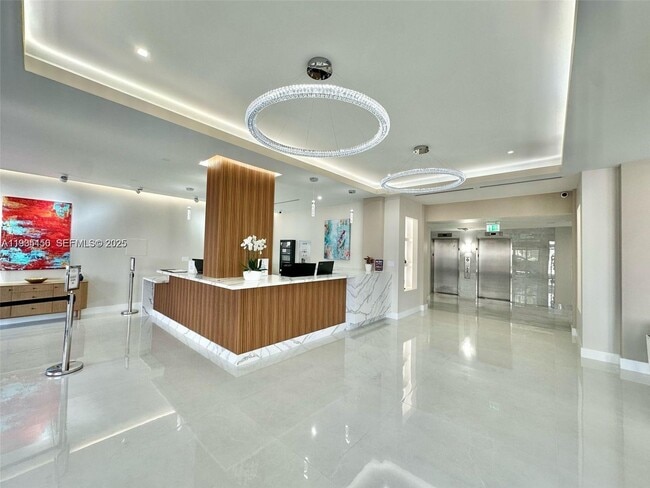 Building Photo - 2401 S Ocean Dr