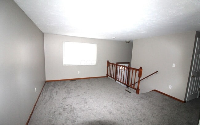 Building Photo - 5071 Albany Dr