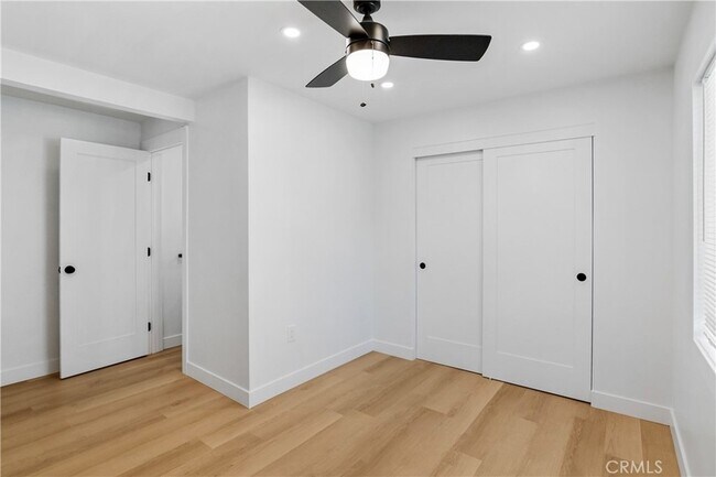 Building Photo - 274 Cliff Dr