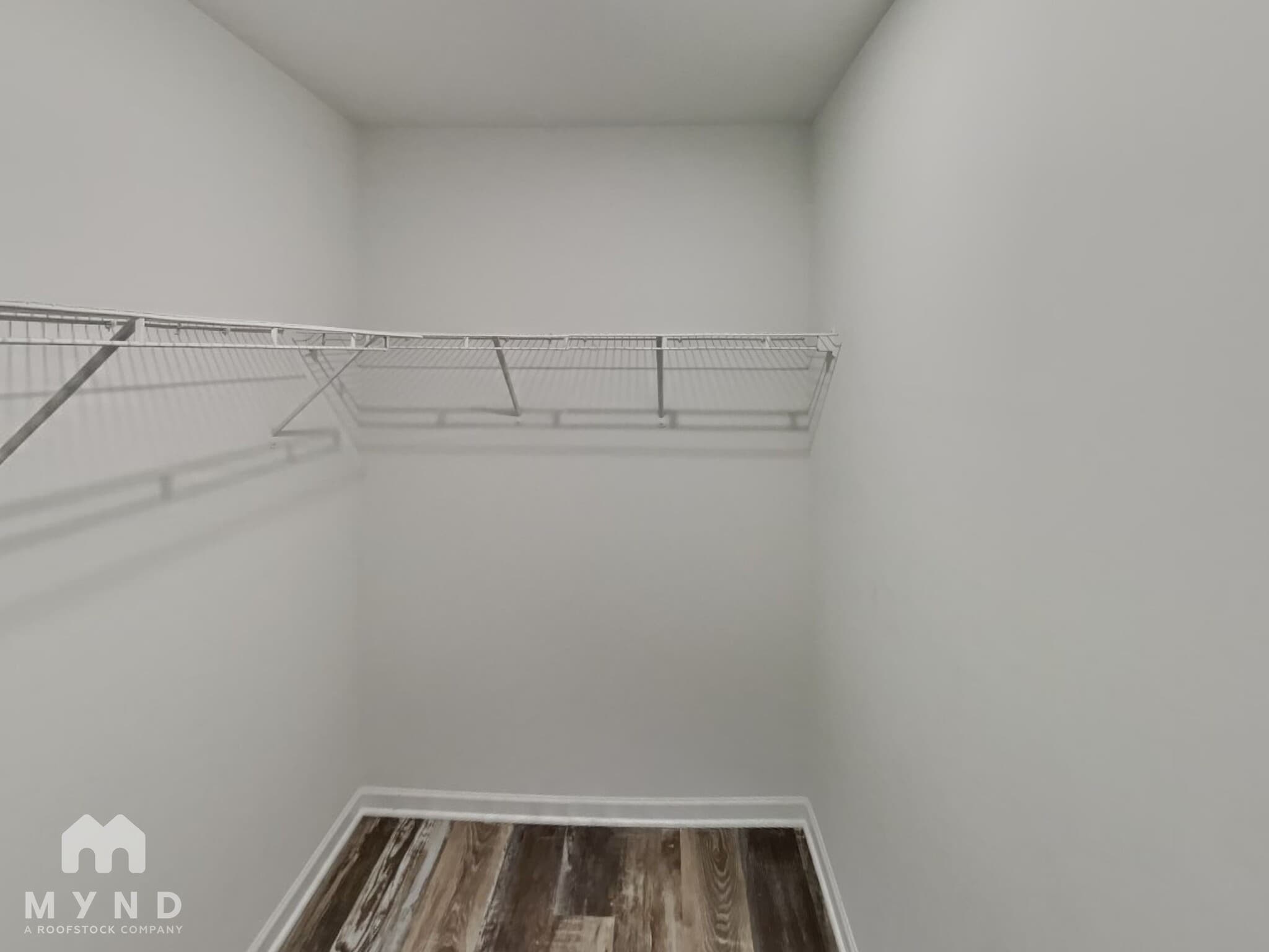 Building Photo - 410 S Gray St