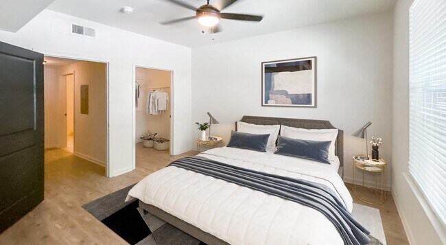Building Photo - Avana Westside