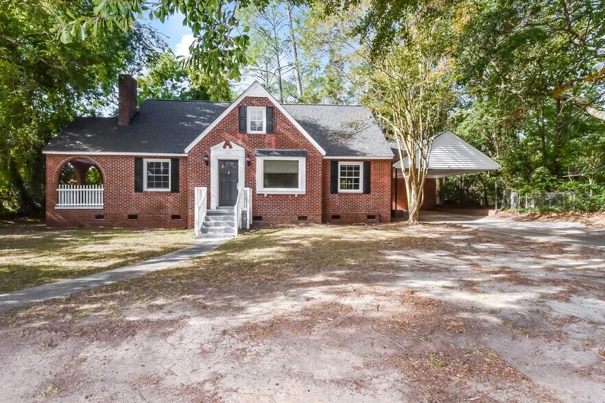 Building Photo - 123 Hendrix St