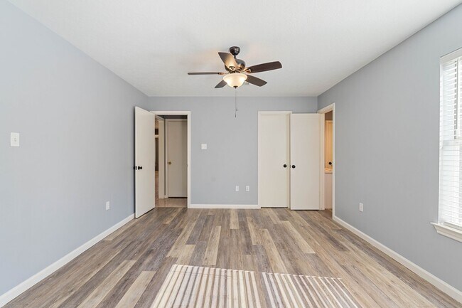 Building Photo - 11085 Jake Pearson Rd