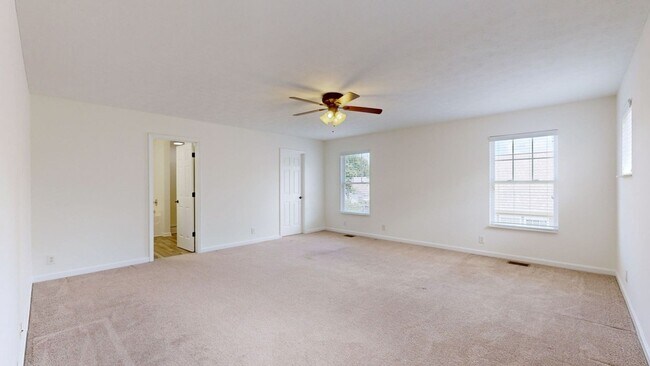 Building Photo - 1029 Lexington Farms Dr