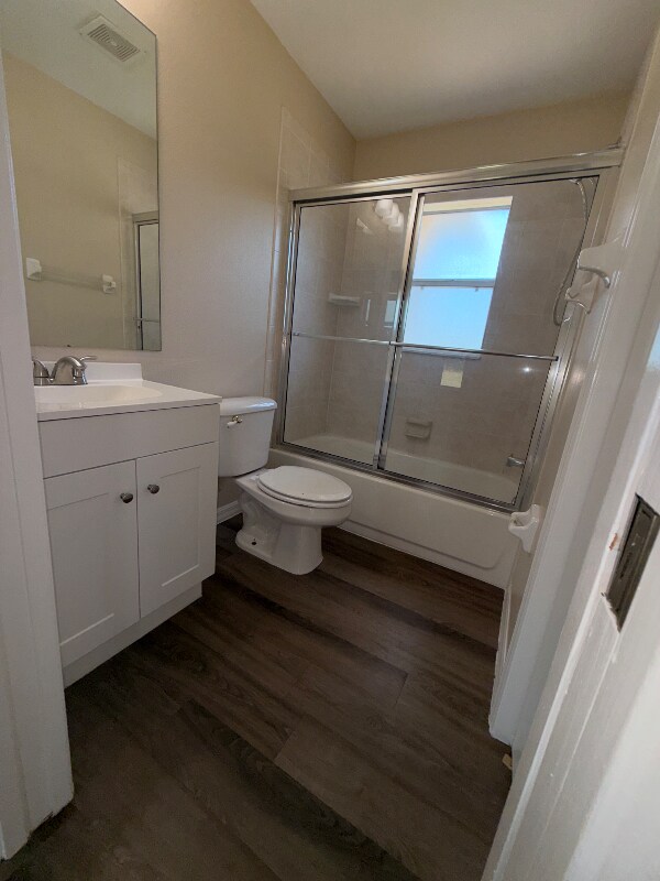 Building Photo - 7228 Everest Ave
