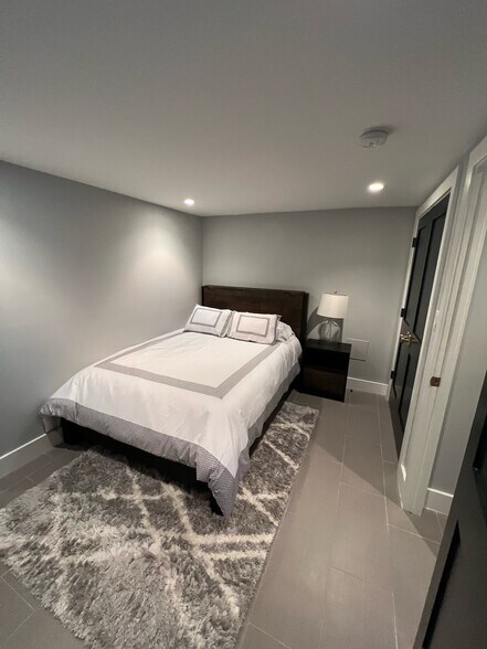 Building Photo - 2108 Flagler Pl NW