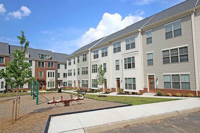 Primary Photo - 2091 Kober Way