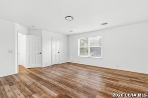 Building Photo - 902 Amber Knoll
