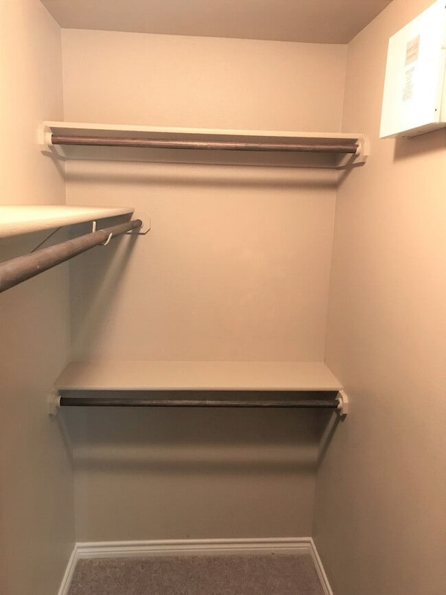 Building Photo - 2 Bedroom / 2 Bath Duplex off Clear Creek – Killeen, TX