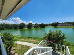 Building Photo - Water Front- 2nd Floor- 1 Bedroom 1 Bath f...