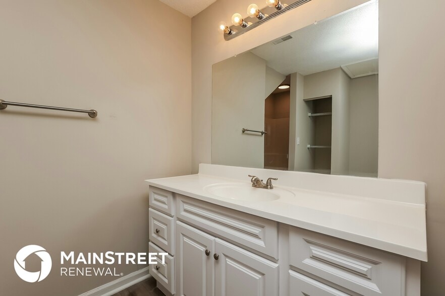 Building Photo - 100 Tyler Ct