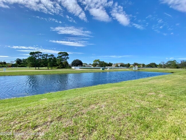 Building Photo - 1210 Dania Cir