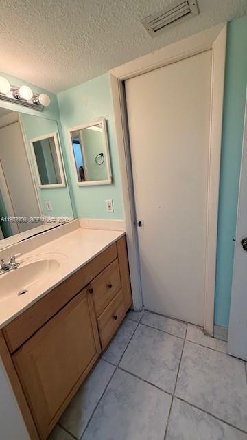 Building Photo - 9691 SW 138th Ave